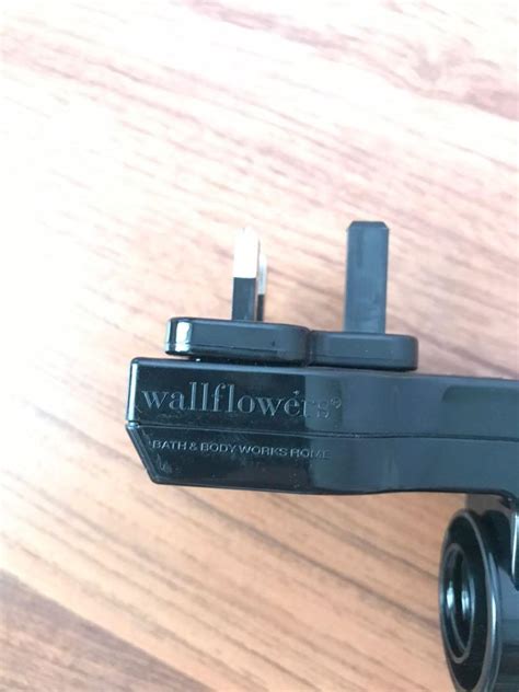 Bbw Wallflower Plug Beauty Personal Care Bath Body Bath On Carousell