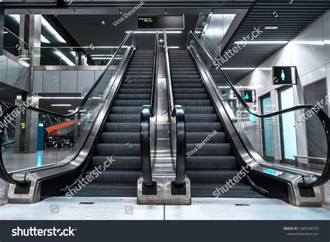 Working Escalator Airport Terminal Stock Photo 1380768725 Shutterstock