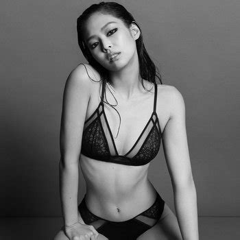 Jennie Kim Babe Page Watch This Musician On FreeOnes