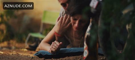 VAMPIRO NUDE SCENES AZNude