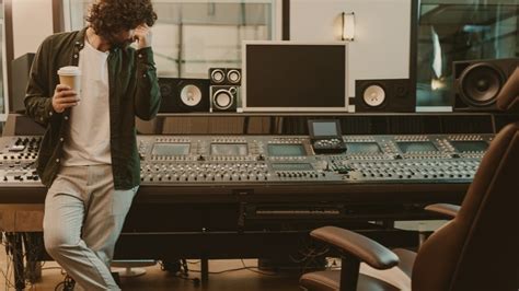 how to become an audio engineer