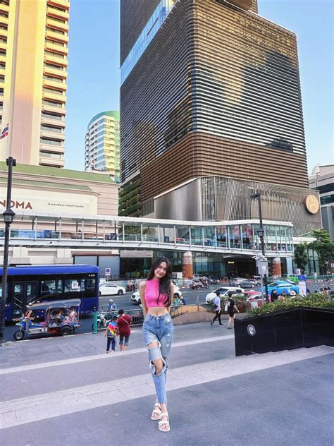 Doãn Hải My diện bikini khoe eo nhỏ xíu sắc vóc ngày càng lên hương