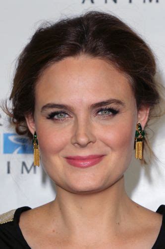 Emily Deschanel Biography Movie Highlights And Photos Allmovie