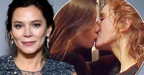 Anna Friel Admits She S Terrified About Being Naked In New Lesbian Drama Years After That