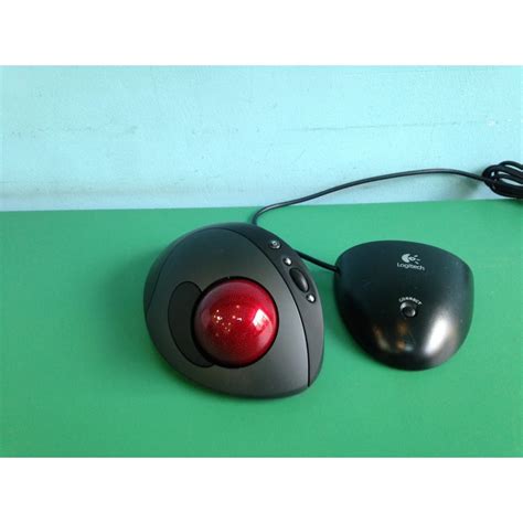 Logitech T RB22 Cordless Optical TrackMan Trackball Mouse Cu Receiver