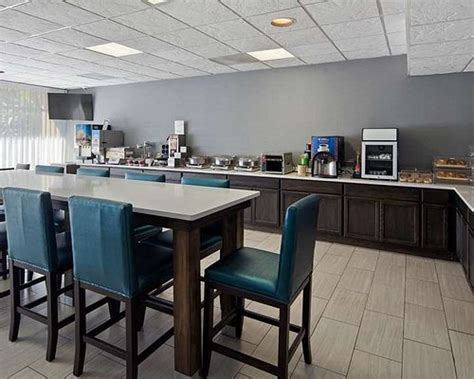 Ramada By Wyndham Cocoa Updated 2025 Prices And Motel Reviews Fl