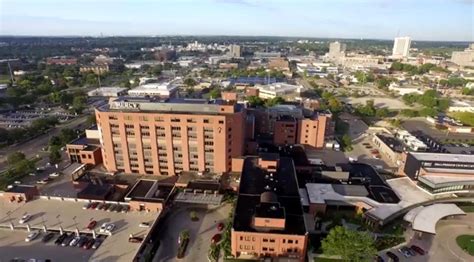 Aerial of Patient Tower... - Mercy Medical Center Cedar Rapids Iowa ...