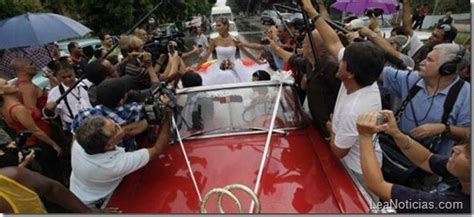 Boda Entre Gay Seropositivo Y Transexual En Cuba Para Felicitar A Fidel Lea Noticias