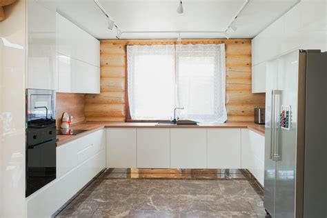 П-образная кухня в загородном доме - ВМ Кухни Казань