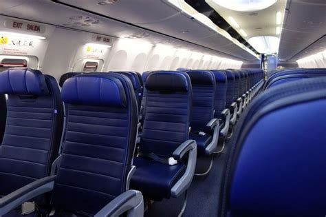 United Airlines Fleet Boeing 737-900 Details and Pictures