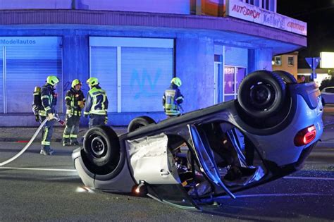 Schwerer Unfall In Weidenau Auf Der Siegstra E Wirsiegen Das