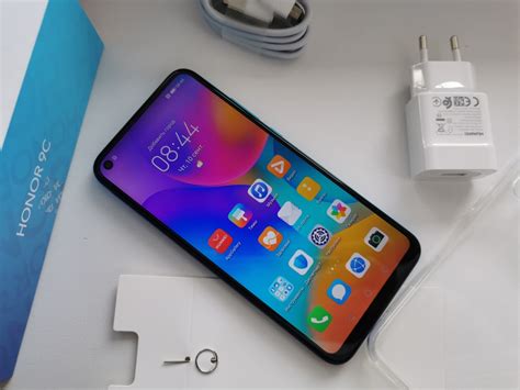 Универсальность недорого: тест-обзор смартфона Honor 9C