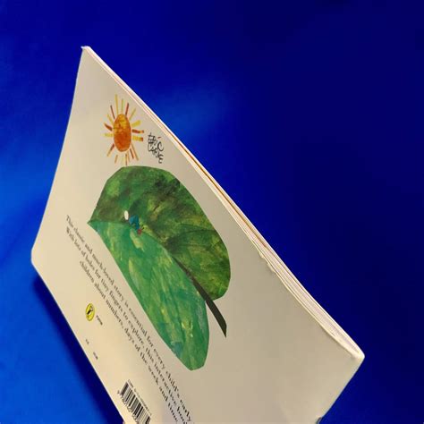 洋書絵本 はらぺこあおむし 英語 知育 英語版 The Very Hungry Caterpillar エリックカール Eric Carle