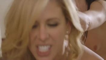 UL Ashlynn Yennie Victoria Levine Nika Khitrova Submission S01 E06 2016 Nude Sex HD