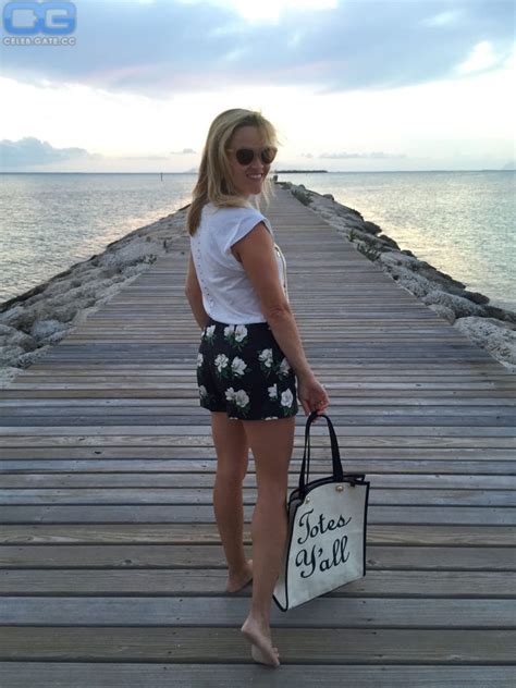 Reese Witherspoon Nude Pictures Photos Playboy Naked Topless Fappening