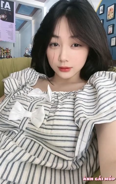 Hot Girl Trần Hà Linh 2k2 Bật Mí Những Clip Gây Sốt Cộng Đồng Mạng