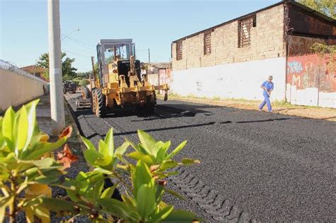 Prefeitura Inicia Recapeamento Asf Ltico Em Ruas Da Vila Falc O