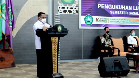Director Conveys The Importance Of Studying At Graduate Program Of