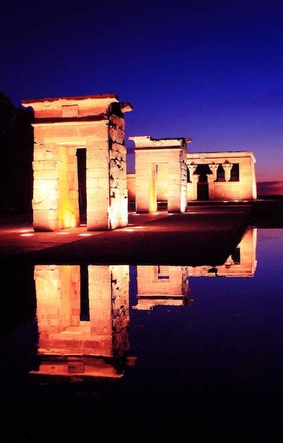 Premium Photo Egyptian Temple Debod At Night Egyptian Temple In Madrid