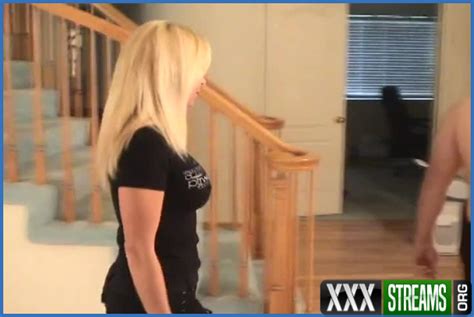 Romulus88 Victoria Zdrok Femdom Facesitting Ass XXXStreams Org