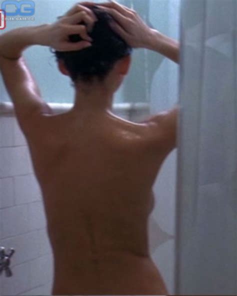 Sarah Michelle Gellar Nude Pictures Photos Playboy Naked Topless Fappening