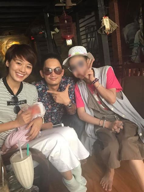 Con trai Hot girl Bella được nhận nuôi mẹ con vào Sài Gòn sinh sống