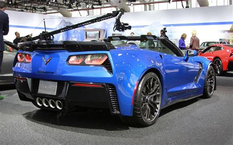 Corvette Z06 Convertible Debuts in New York