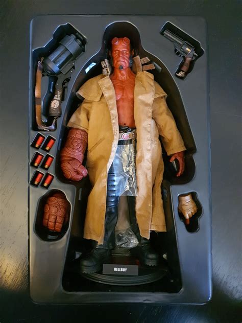 Hot Toys Hellboy II 2 Scale 1 6 The Golden Army Figure Hobbies Toys Collectibles
