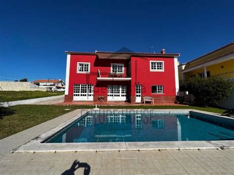 Casa ou moradia à venda em Santo Onofre e Serra do Bouro Caldas da