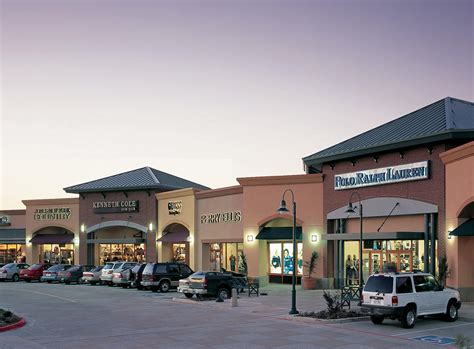 Allen Premium Outlets in Allen, TX - (972) 678-7...