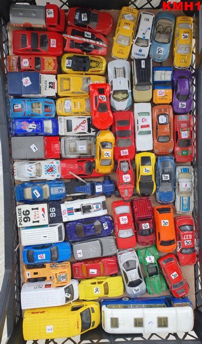 PRODAJA AUTIĆA HOT WHEELS MATCHBOX SIKU CORGI BBURAGO MAJORETTE