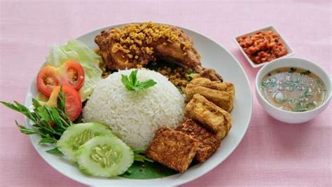 Ayam Penyet Recipe: How to Make Mouthwatering Ayam Penyet