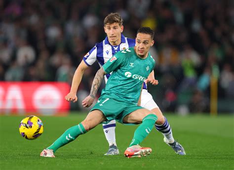 Betis to make imminent proposal to retain Antony on loan for 25/26