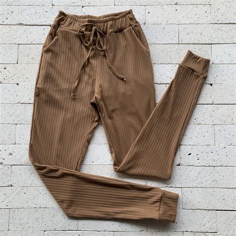 CONJUNTO CANELADO PEÇAS LUXO NUDE Dondoca Moda Feminina