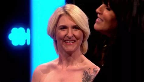 Naked Attraction Fans Left In Hysterics As Woman Spots Sister S Body