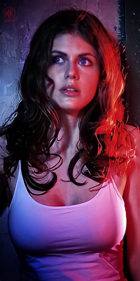 Alexandra Daddario True Detective