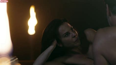 Naked Kate Del Castillo In La Reina Del Sur