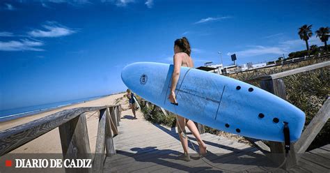 Ocho playas de Cádiz con Banderas Azules son también Banderas Negras