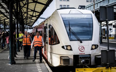 Noorden Botst Met Den Haag Over Wilde Arriva Trein En Tekort Aan