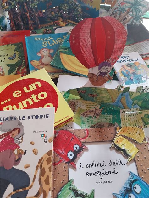 Lettura Per Bambini Alle Scuole Bilingue Di Massa