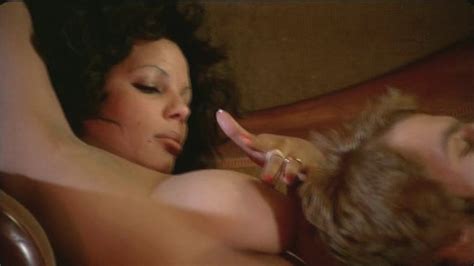 Naked Jocelyne Clairis In Les Plaisirs Fous