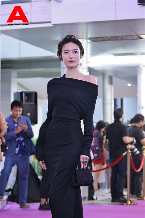 รางวัลไนน์เอ็นเตอร์เทนอวอร์ด 2025