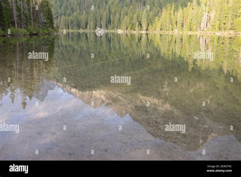 Leigh Lake At Grand Teton National Park Stock Photo Alamy