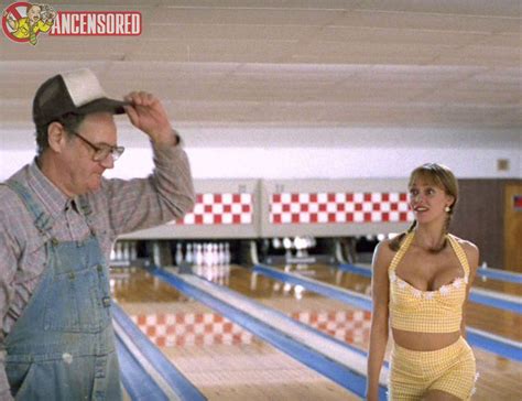 Naked Vanessa Angel In Kingpin