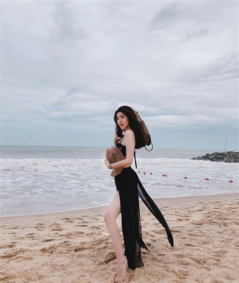 Chị gái hot girl Việt Người xinh đẹp người thần thái sang chảnh đúng chuẩn con nhà người ta