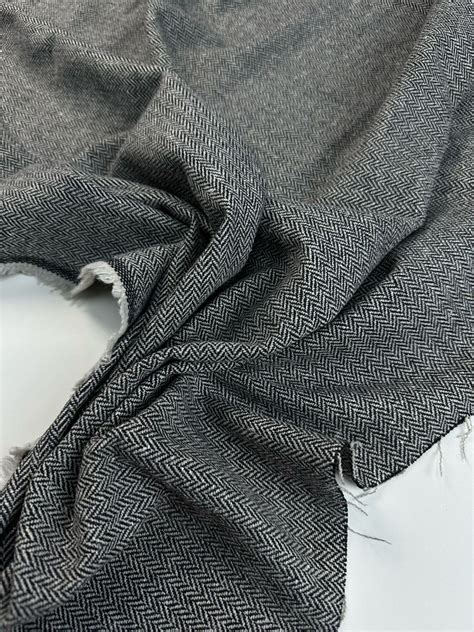 Костюмный твид елочка купить в интернет-магазине Ярмарка Мастеров по ...