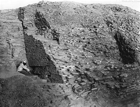 Mohenjo Daro Rem Granary Excavations Harappa