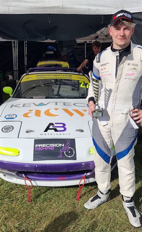 Kewtech Sponsored Racing Driver Gets A Podium Finish At Cadwell Park