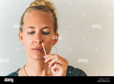 Pcr Test Swab Hi Res Stock Photography And Images Alamy