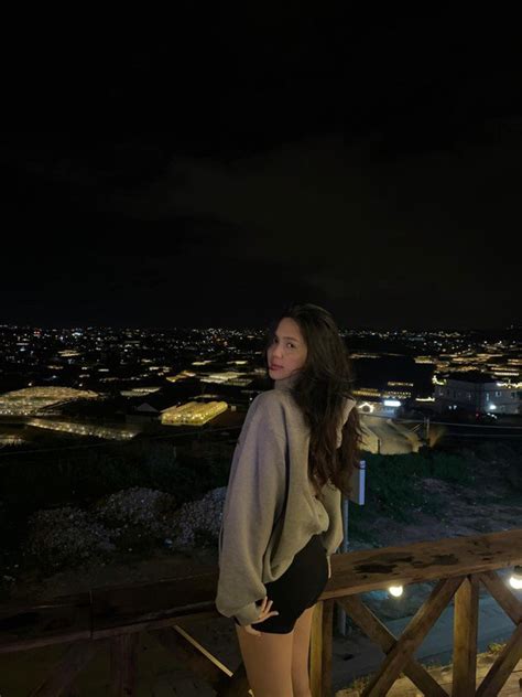 Cưới cầu thủ Thành Chung hot girl Tuyên Quang nhan sắc thăng hạng